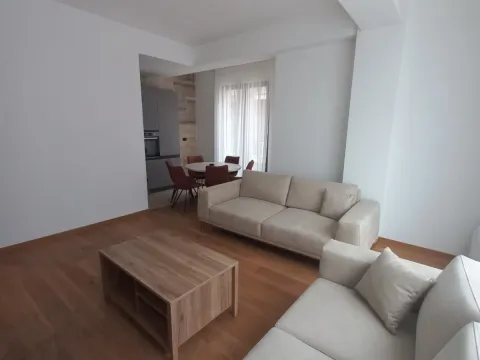 Izdavanje, trosoban stan, 101m², Kod Capital Plaze, Podgorica - image 3