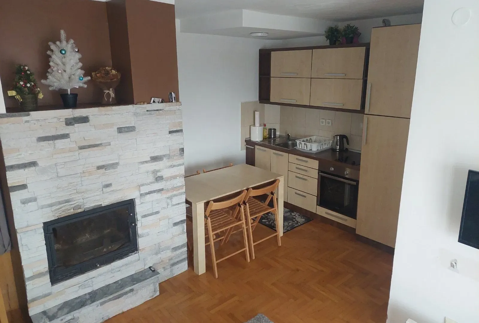 Prodaja, dvosoban stan, 41m², Kraljevi Čardaci, Kopaonik