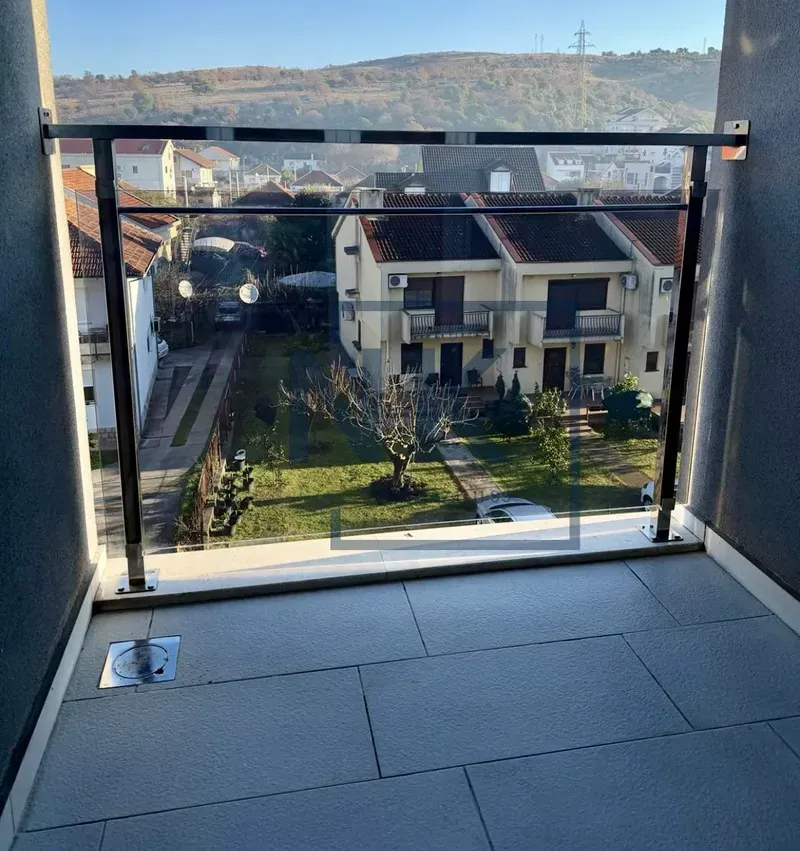 Prodaja, dvosoban stan, 46m², Dalmatinska ulica, Podgorica