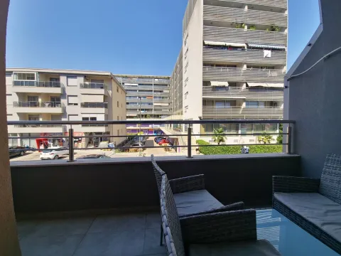Rent, one bedroom apartment, 45m², Budva, Crna Gora - image 12