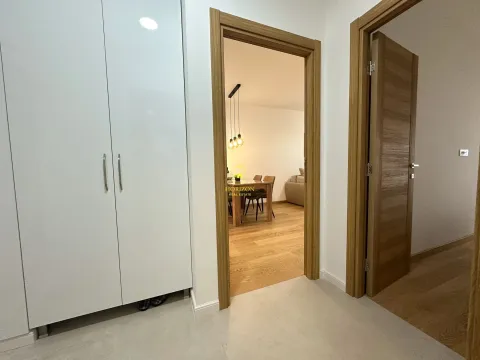Rent, one bedroom apartment, 46m², New City, Podgorica - image 10