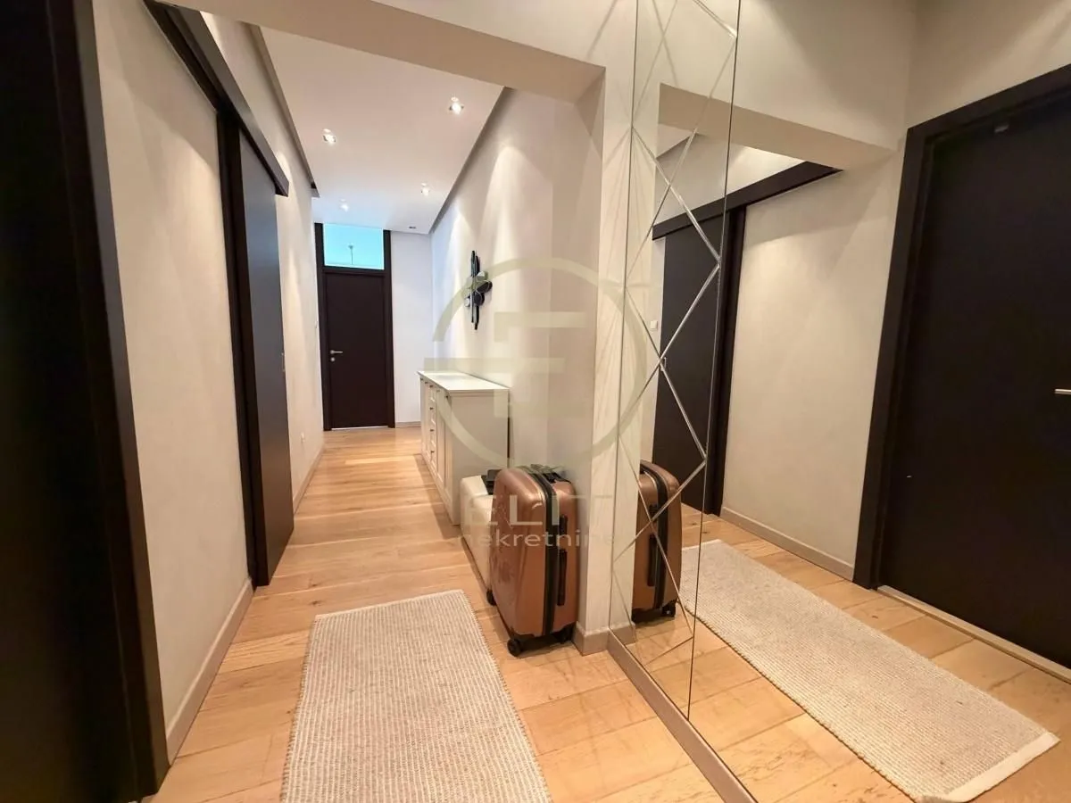 Prodaja, stan, 105m², Liman 3, Novi Sad Sve Podlokacije