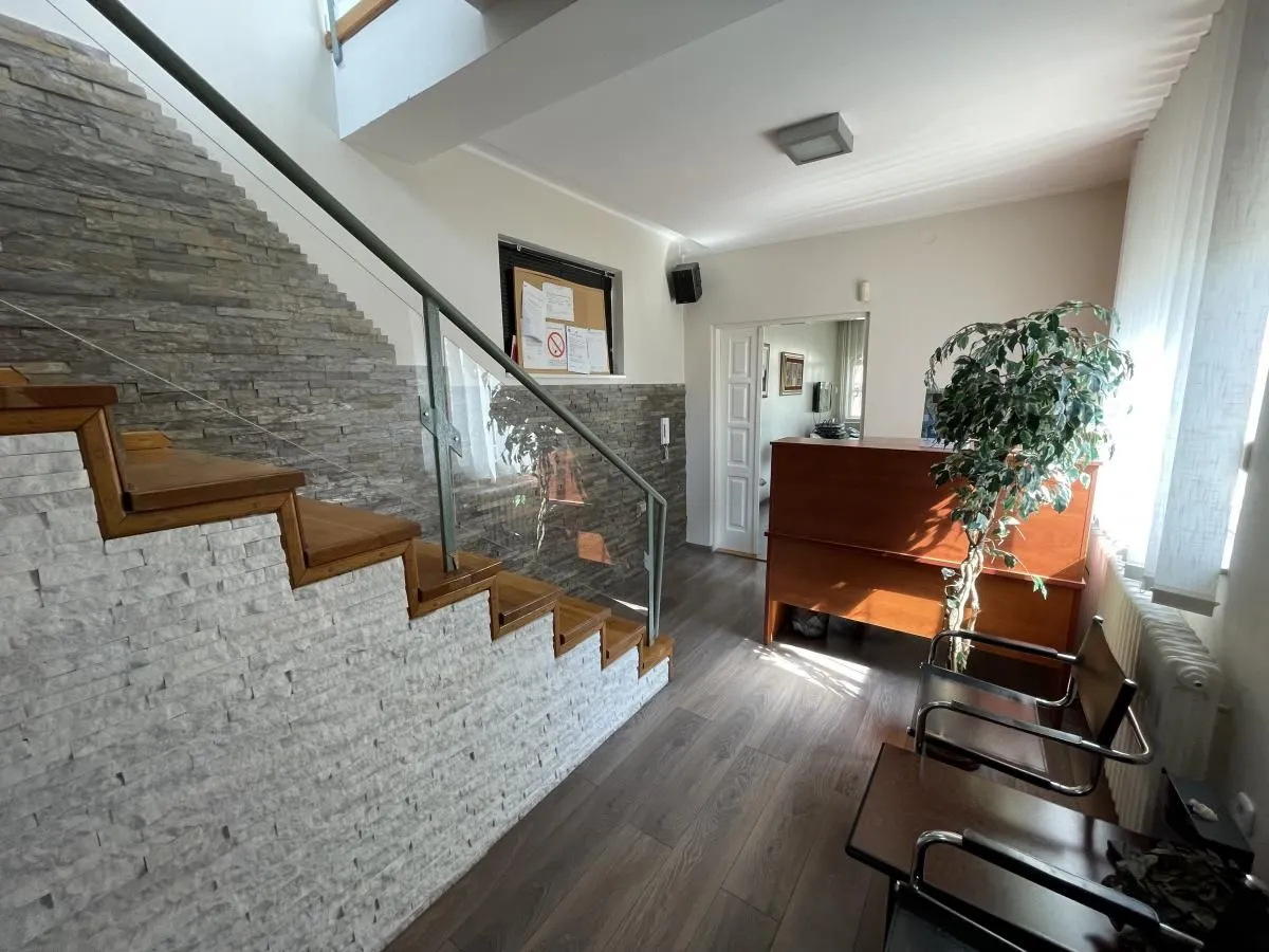 Rent, office space, 120m², Banatić, Novi Sad Sve Podlokacije