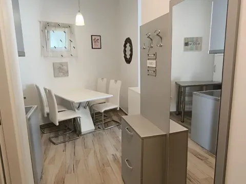 Prodaja, garsonjera, 35m², Bečići, Budva - image 6