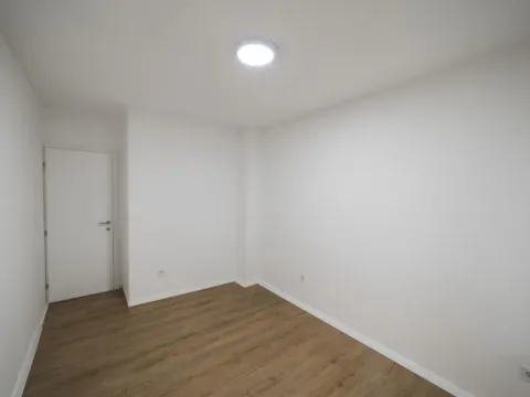 Prodaja, dvosoban stan, 62m², Stari Aerodrom, Podgorica - image 10