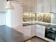 Izdavanje, trosoban stan, 90m², Savski Venac, Beograd - image 4