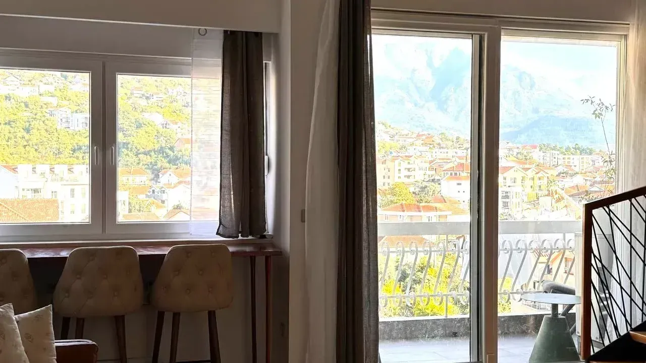 Prodaja, stan, 68m², Tivat, Crna Gora