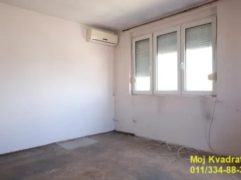 Prodaja, trosoban stan, 64m², Lion, Zvezdara Sve Podlokacije - image 4