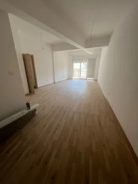 Rent, two bedroom apartment, 90m², Ljubović, Podgorica - image 10