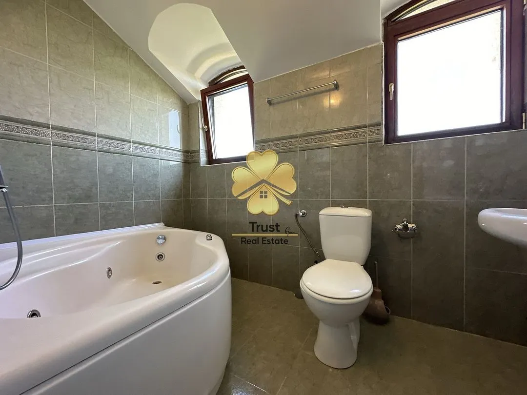 Rent, house, 280m², Zabjelo, Podgorica