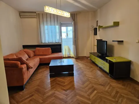 Izdavanje, dvosoban stan, 54m², Centar, Novi Sad - image 4