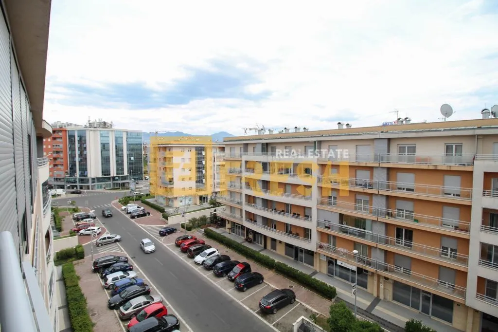 Rent, two bedroom apartment, 74m², City Kvart, Podgorica