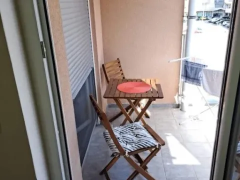 Izdavanje, jednosoban stan, 47m², City Kvart, Podgorica - image 6