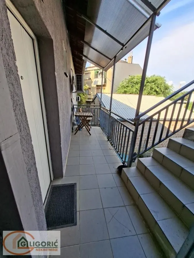 Prodaja, dvosoban stan, 57m², Pančevo, Srbija