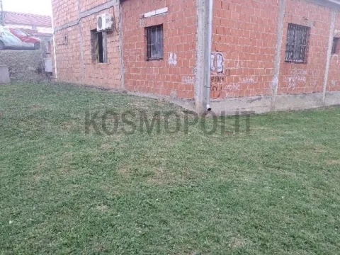 Izdavanje, poslovni prostor, 110m², Veliki Mokri Lug, Zvezdara Sve Podlokacije - image 3