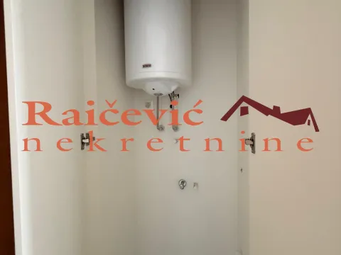 Prodaja, garsonjera, 32m², Savski Venac, Beograd - image 13