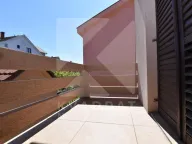 Prodaja, kuća, 260m², Stari Aerodrom, Podgorica - image 24