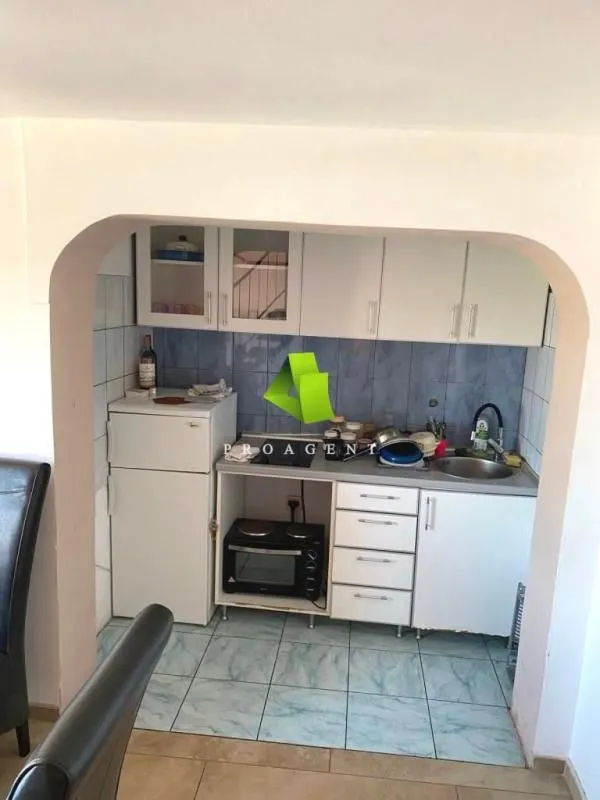 Prodaja, dvosoban stan, 50m², Medijana, Niš