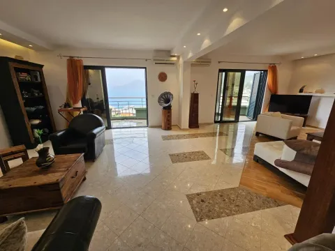 Izdavanje, stan, 149m², Pržno, Budva - image 10