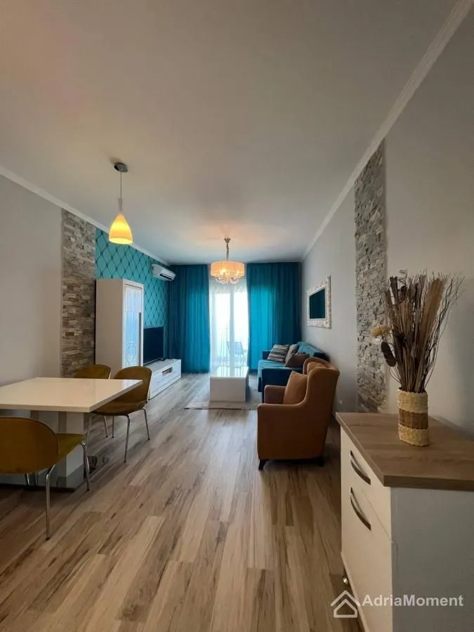 Sale, two bedroom apartment, 87m², Dobre Vode, Bar