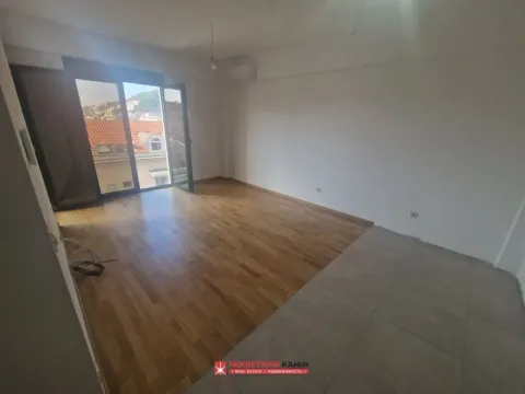 Sale, one bedroom apartment, 42m², Rozino, Budva - image 4