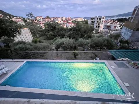 Sale, one bedroom apartment, 56m², Mažina, Tivat - image 11