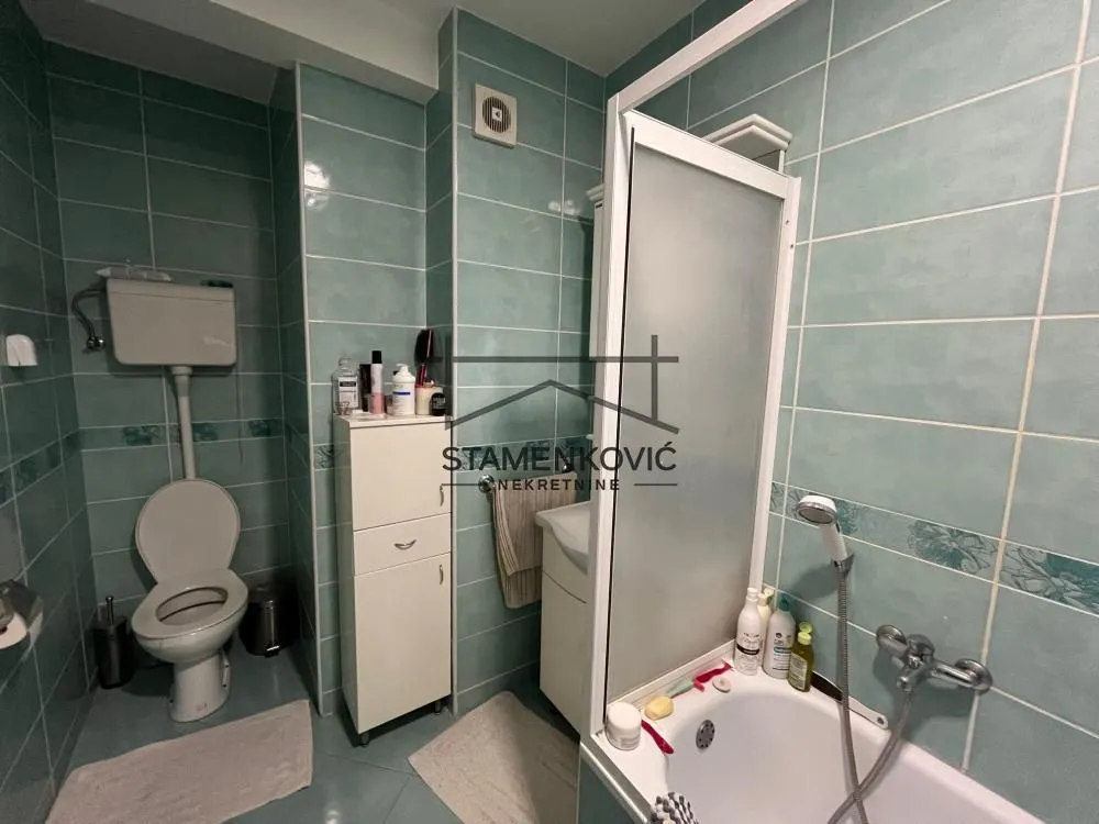 Prodaja, dvosoban stan, 65m², Podbara, Novi Sad Sve Podlokacije