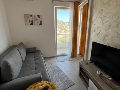 Rent, one bedroom apartment, 38m², Sutomore, Bar - image 3