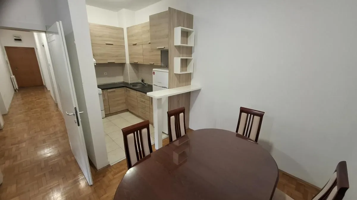 Prodaja, dvosoban stan, 68m², Centar, Novi Sad