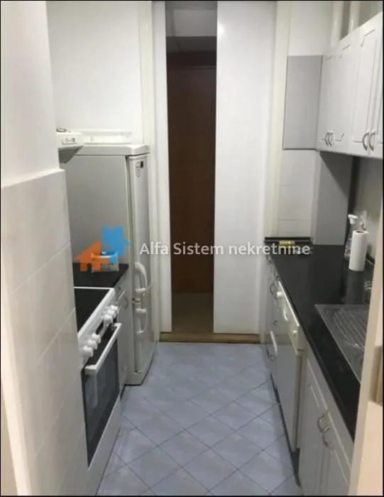 Rent, three bedroom apartment, 90m², Stari Grad, Beograd