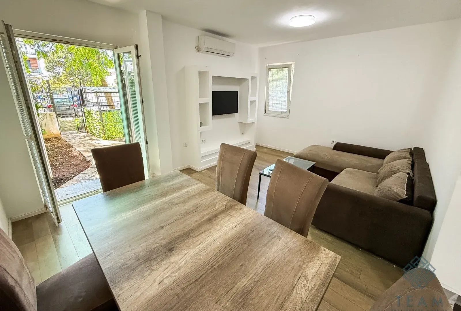 Rent, two bedroom apartment, 68m², Stari Aerodrom, Podgorica