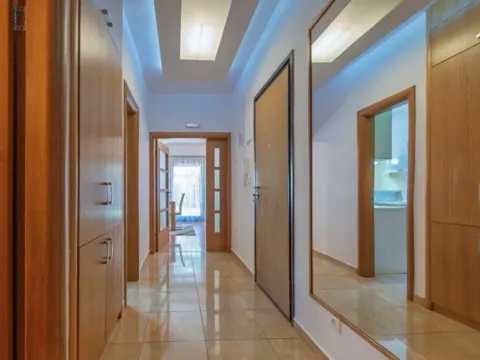 Prodaja, trosoban stan, 137m², Centar, Podgorica - image 7