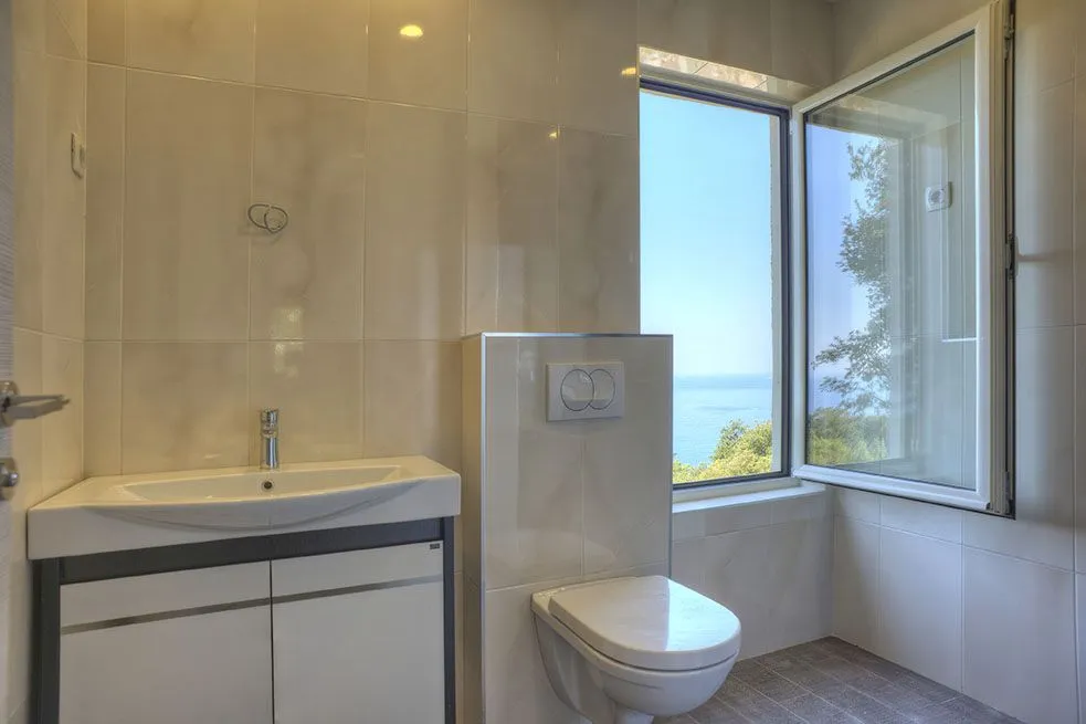 Sale, house, 242m², Blizikuće, Budva