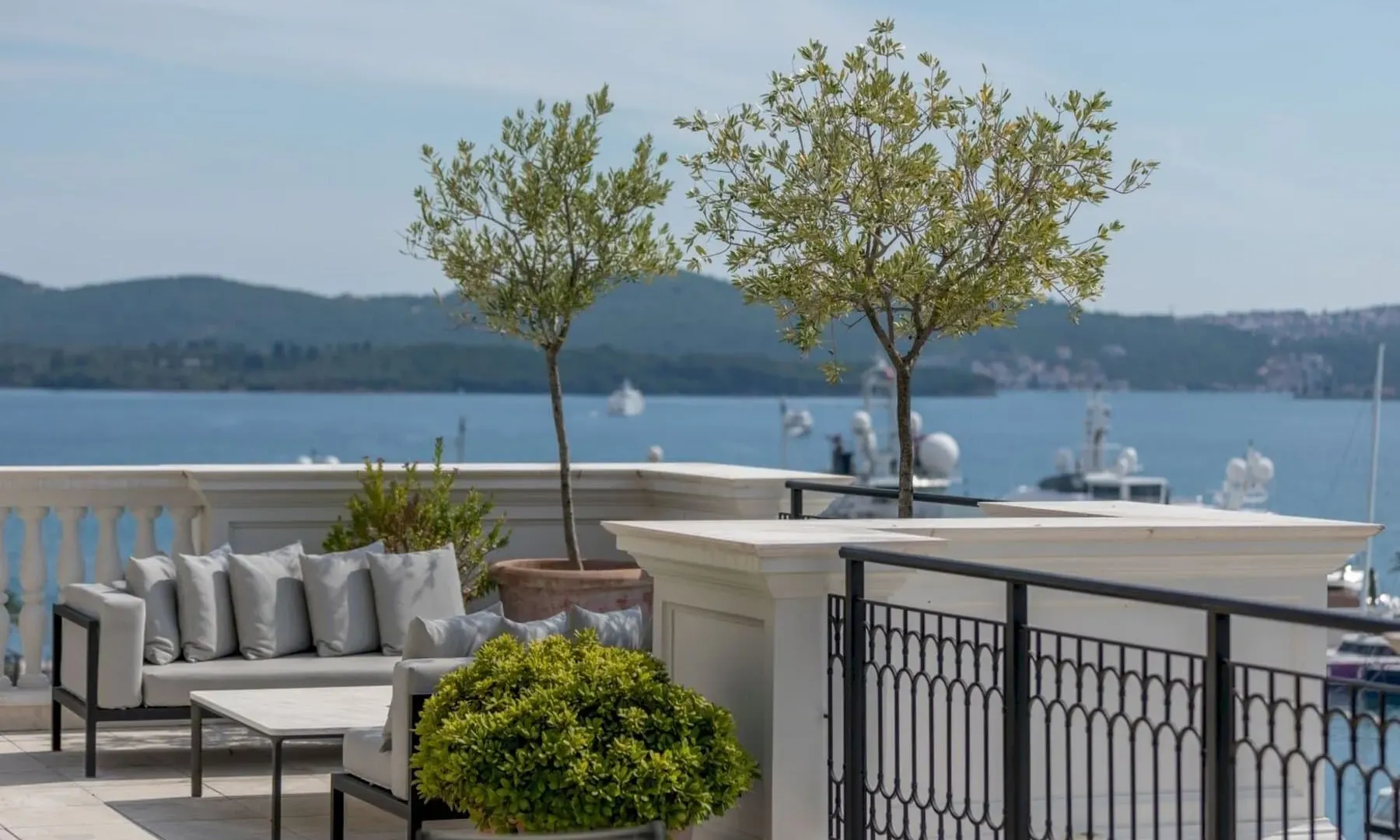 Sale, four bedroom apartment, 600m², Porto Montenegro, Tivat
