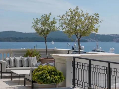 Sale, four bedroom apartment, 600m², Porto Montenegro, Tivat - image 14