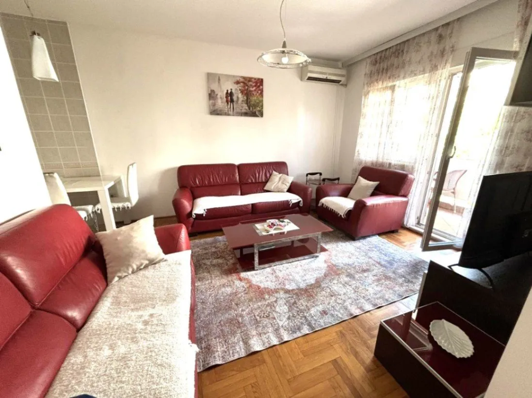 Izdavanje, dvosoban stan, 65m², Preko Morače, Podgorica