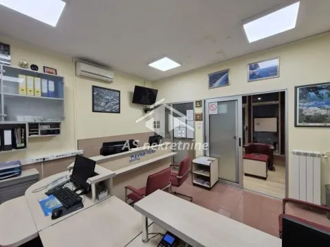 Poslovni prostor in Banovo Brdo