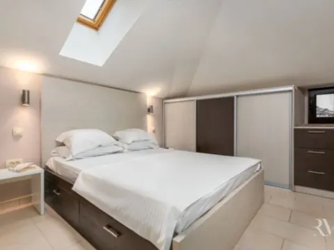 Izdavanje, jednosoban stan, 30m², Dobrota, Kotor - image 8