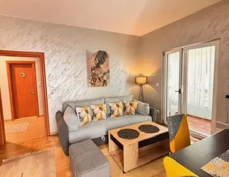 Rent, two bedroom apartment, 60m², Rozino, Budva