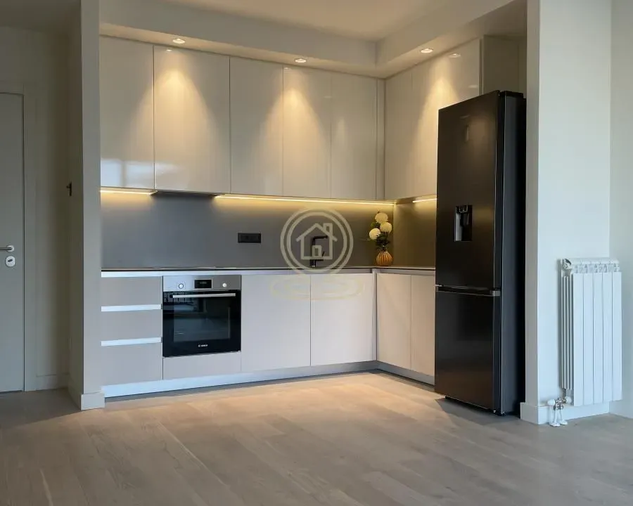 Izdavanje, dvosoban stan, 55m², Savski Venac, Beograd