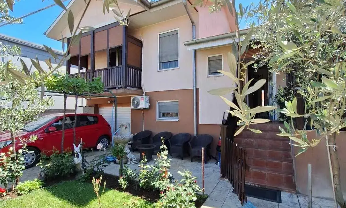 Sale, house, 114m², Zagorič, Podgorica