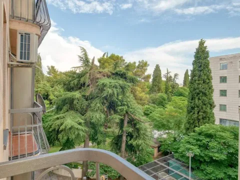 Izdavanje, dvosoban stan, 90m², Podgorica, Crna Gora - image 24