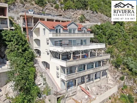 Prodaja, stan, 27m², Njivice, Herceg Novi - image 3