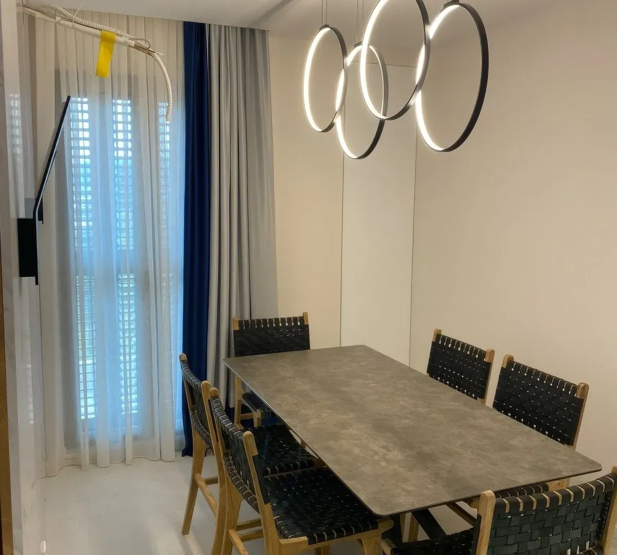 Izdavanje, dvosoban stan, 72m², Tripovići, Tivat