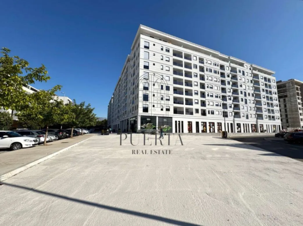 Izdavanje, dvosoban stan, 75m², Tološka šuma, Podgorica