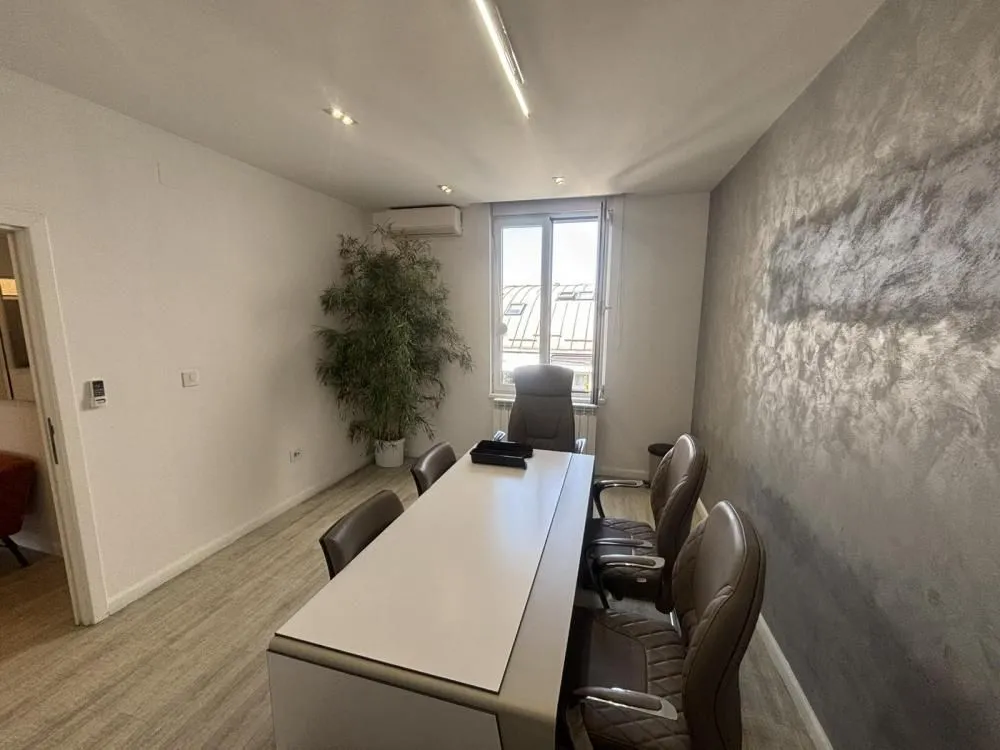 Sale, apartment, 118m², Đeram Pijaca, Beograd