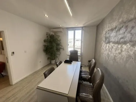 Sale, apartment, 118m², Đeram Pijaca, Beograd - image 9