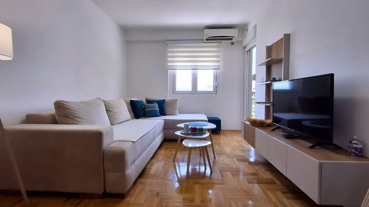 Izdavanje, stan, 40m², Krivi Most, Podgorica