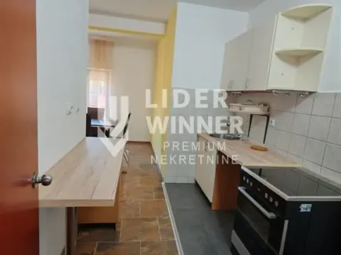 Izdavanje, četvorosoban stan, 120m², Petlovo Brdo, Beograd - image 2