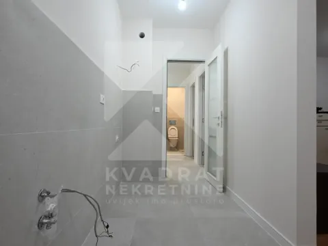 Izdavanje, dvosoban stan, 65m², Central Point, Podgorica - image 6